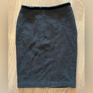 Barney’s Size 6 Wool Blend pencil skirt